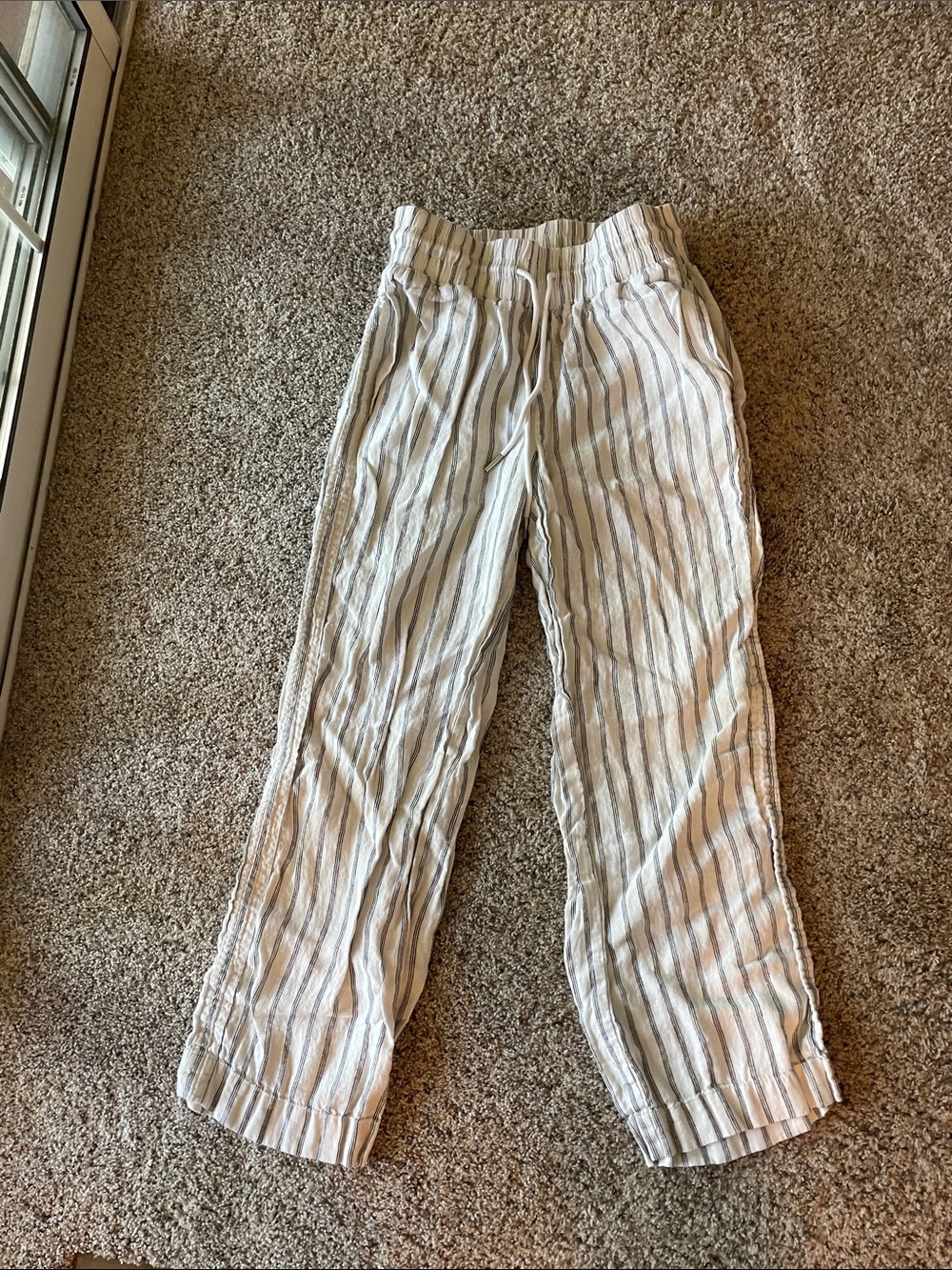 Quince Cream and Gray Vertical-Stripe Wide-Leg Pants-SzM. Excellent!